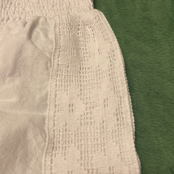 Crochet Flowy Pants - Picture 3 of 3